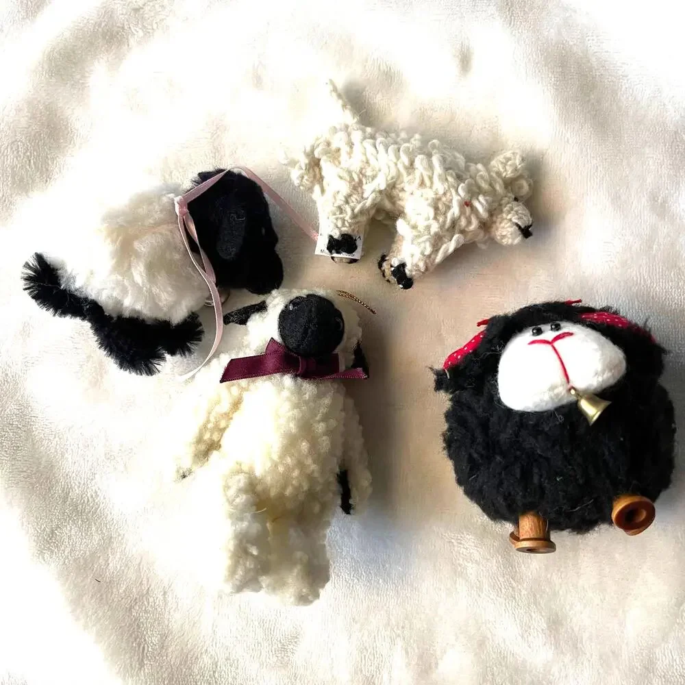 Lot of Assorted Vintage Sheep Ornaments Folk Art Cottage Country Farm